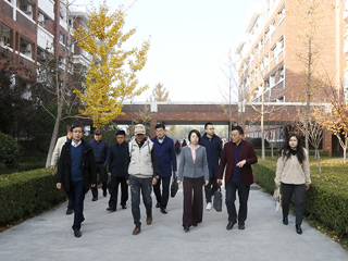 市委常委、市委统战部部长、市政协党组副书记顾汕竹一行来beat365调研统战工作