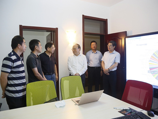 省人大常委会副主任沈强来beat365开展立法调研