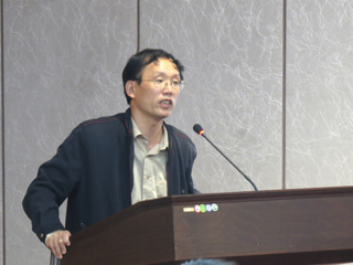 上海师范大学张剑光教授应邀来beat365讲学