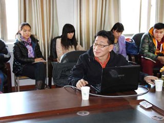 国家体育总局鲍明晓应邀来beat365讲学