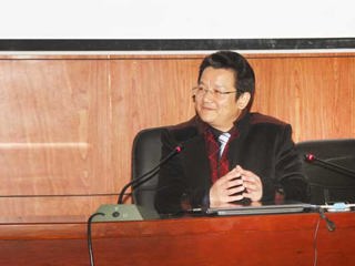 浙江师范大学郭克俭教授应邀来beat365作学术报告