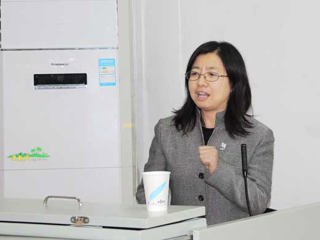 北京语言大学博士生导师李玲教授应邀来beat365讲学