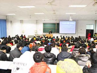 安徽师范大学钱广荣、赵平教授应邀来beat365讲学