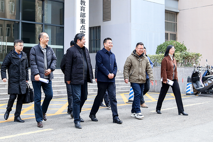 47e0563b88944bc58e0b7020b22e46ed.jpg 47e0563b88944bc58e0b7020b22e46ed.jpg