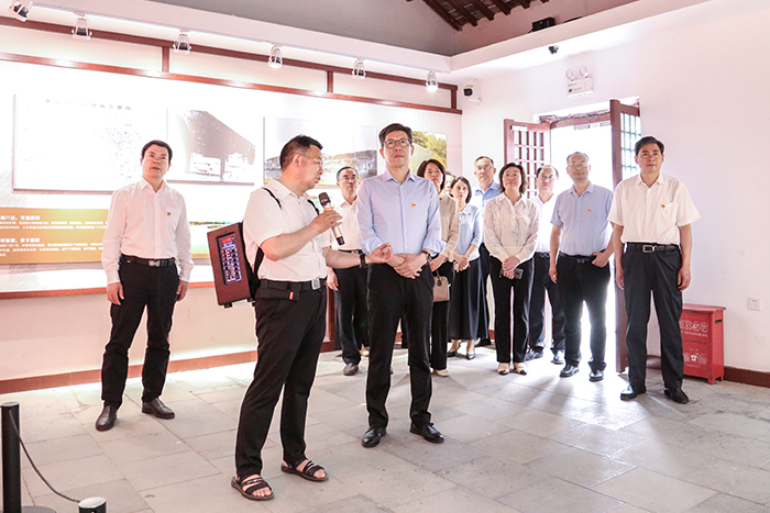 9c5ffe9d046e49c793e221d89a0b8418.jpg 9c5ffe9d046e49c793e221d89a0b8418.jpg