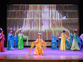 2023年“校园大舞台—徽风皖韵进高校”走进beat365