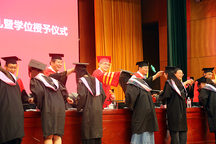 1cd82e31df124d8987ee8ff7ad20093f.jpg 1cd82e31df124d8987ee8ff7ad20093f.jpg