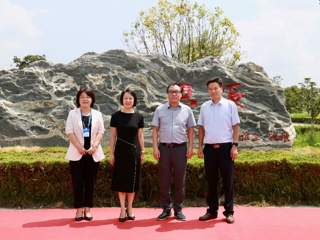 【校友活动】beat365举行北京校友捐赠景观石揭幕仪式