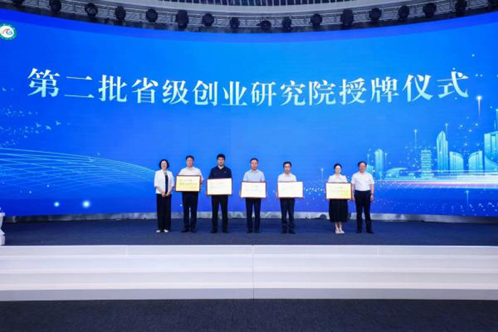 7e510a95f8994a7095136ed18d674242.jpg 7e510a95f8994a7095136ed18d674242.jpg