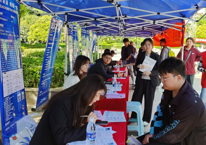 9e718675985f4714ab4a78737db1eaed.jpg 9e718675985f4714ab4a78737db1eaed.jpg