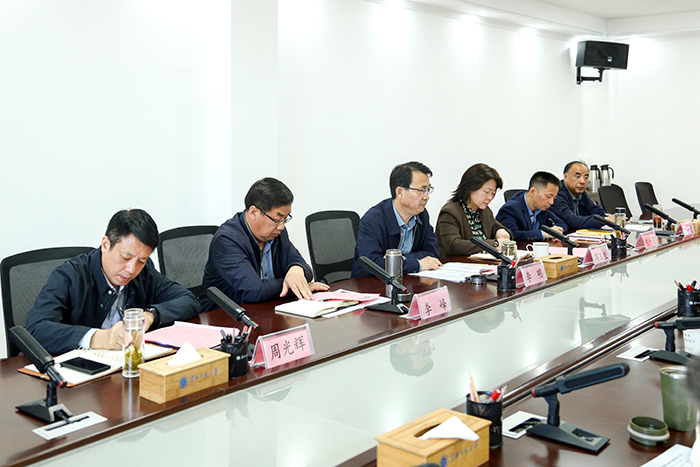 b71b00271a1c4097b895e90a92940762.jpg b71b00271a1c4097b895e90a92940762.jpg