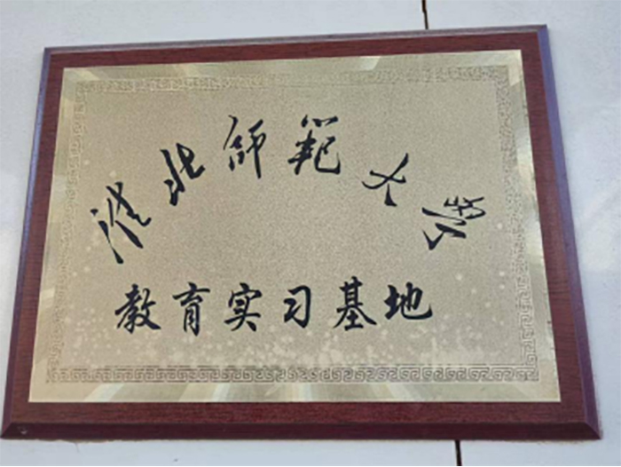 b429ed5280c748d8b2839d0f65e23983.jpg b429ed5280c748d8b2839d0f65e23983.jpg